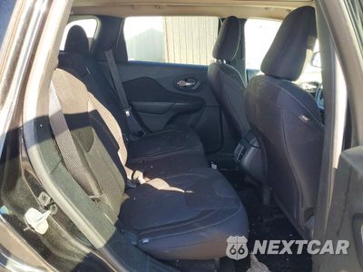 Zdjęcie 11 z 13 samochodu: 2015 JEEP CHEROKEE LATITUDE VIN:1C4PJMCS5FW565205 - miniatura