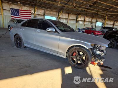 Czwarte zdjęcie samochodu z boku: 2016 MERCEDES-BENZ C 300 4MATIC VIN:55SWF4KB4GU136897 - miniatura