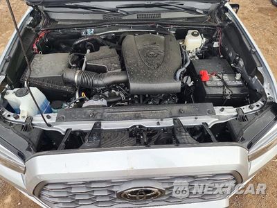 Zdjęcie 11 z 12 samochodu: 2023 TOYOTA TACOMA TRD OFF-ROAD VIN:3TMCZ5AN7PM598993 - miniatura
