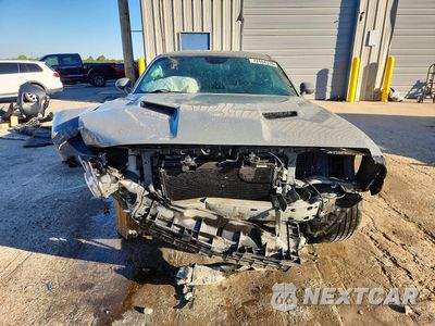 Piąte zdjęcie samochodu w środku: 2019 DODGE CHALLENGER SXT VIN:2C3CDZAGXKH716926 - miniatura