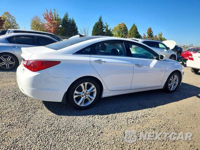 Trzecie zdjęcie samochodu z tyłu: 2013 HYUNDAI SONATA LIMITED VIN:5NPEC4AC1DH548109 - miniatura