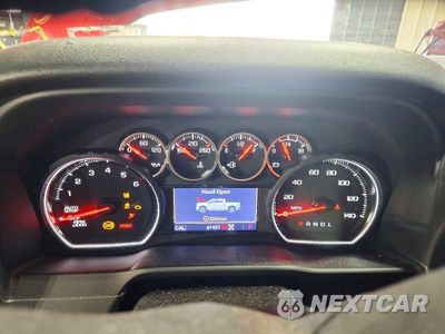 Zdjęcie 9 z 12 samochodu: 2021 CHEVROLET SILVERADO K1500 RST VIN:1GCUYEEDXMZ296777 - miniatura