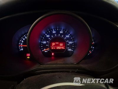 Zdjęcie 9 z 13 samochodu: 2016 KIA SOUL ! VIN:KNDJX3A51G7266155 - miniatura