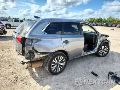 Trzecie zdjęcie samochodu z tyłu: 2019 MITSUBISHI OUTLANDER SE VIN:JA4AD3A32KZ028491 - miniatura