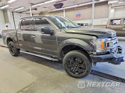 Czwarte zdjęcie samochodu z boku: 2018 FORD F150 SUPERCREW VIN:1FTEW1EP2JFB71072 - miniatura