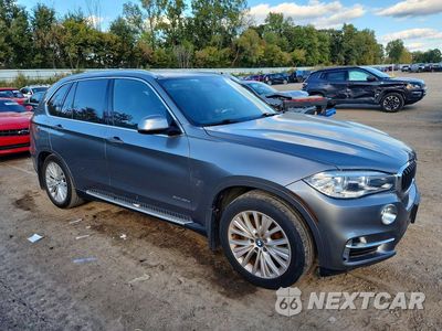 Czwarte zdjęcie samochodu z boku: 2017 BMW X5 XDR40E VIN:5UXKT0C39H0V95950 - miniatura