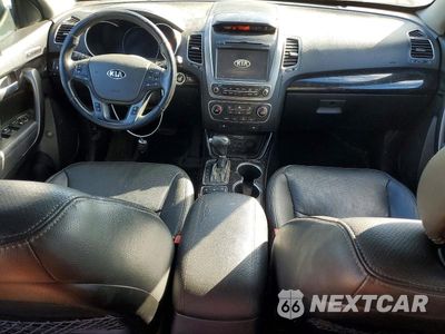 Zdjęcie 8 z 13 samochodu: 2014 KIA SORENTO SX VIN:5XYKW4A78EG485192 - miniatura