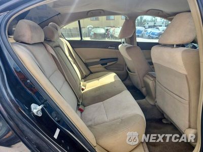 Zdjęcie 10 z 12 samochodu: 2009 HONDA ACCORD LX VIN:1HGCP26389A053155 - miniatura
