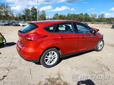 Trzecie zdjęcie samochodu z tyłu: 2018 FORD FOCUS SE VIN:1FADP3K22JL291040 - miniatura
