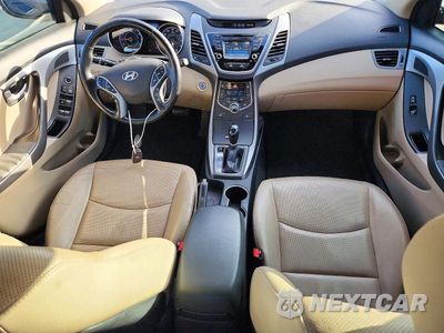 Zdjęcie 8 z 12 samochodu: 2016 HYUNDAI ELANTRA LIMITED VIN:KMHDH4AE9GU620291 - miniatura