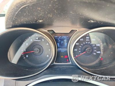 Zdjęcie 9 z 12 samochodu: 2013 HYUNDAI VELOSTER BASE VIN:KMHTC6AD7DU097801 - miniatura