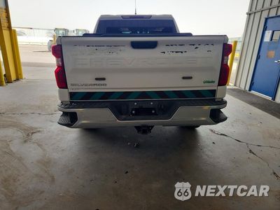 Zdjęcie 6 z 12 samochodu: 2023 CHEVROLET SILVERADO K1500 VIN:2GCUDAED7P1115474 - miniatura