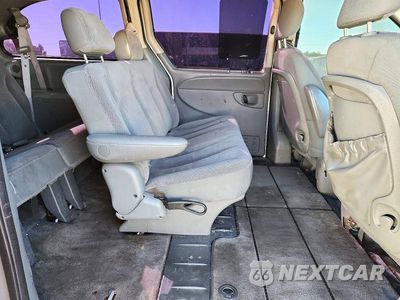 Zdjęcie 11 z 13 samochodu: 2006 DODGE GRAND CARAVAN SE VIN:1D4GP24E96B652689 - miniatura