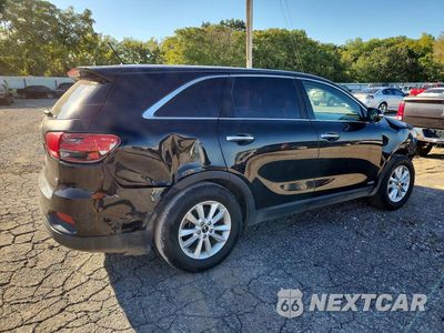 Trzecie zdjęcie samochodu z tyłu: 2020 KIA SORENTO S VIN:5XYPGDA54LG621428 - miniatura