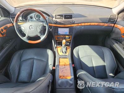 Zdjęcie 8 z 12 samochodu: 2006 MERCEDES-BENZ E 350 VIN:WDBUF56J16A857166 - miniatura