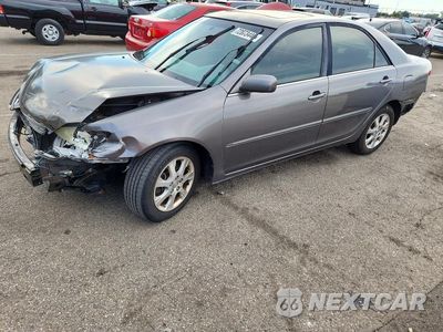 2005 TOYOTA CAMRY XLE V6 4T1BF30K55U601684 - główne zdjęcie licytacji z USA - miniatura