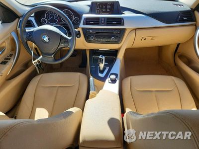 Zdjęcie 8 z 12 samochodu: 2013 BMW 328 I VIN:WBA3A5C58DF358543 - miniatura
