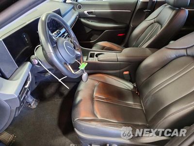 Zdjęcie 7 z 12 samochodu: 2024 HYUNDAI SONATA HYBRID SEL VIN:KMHL34JJ6RA097498 - miniatura