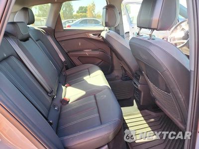 Zdjęcie 11 z 14 samochodu: 2024 AUDI Q4 E-TRON PREMIUM PLUS VIN:WA1L2BFZ8RP025574 - miniatura