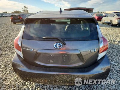 Zdjęcie 6 z 13 samochodu: 2016 TOYOTA PRIUS C THREE VIN:JTDKDTB36G1136689 - miniatura