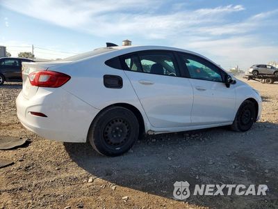 Trzecie zdjęcie samochodu z tyłu: 2017 CHEVROLET CRUZE LS VIN:1G1BC5SM4H7131344 - miniatura