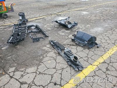 Zdjęcie 12 z 13 samochodu: 2021 CHEVROLET SILVERADO K1500 CUSTOM VIN:1GCPYBEK0MZ241166 - miniatura