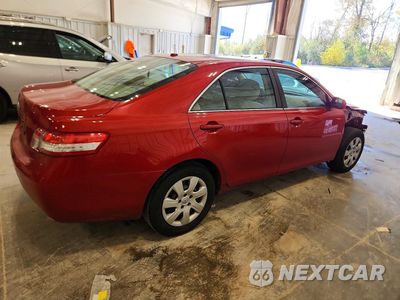 Trzecie zdjęcie samochodu z tyłu: 2010 TOYOTA CAMRY LE VIN:4T4BF3EK9AR070918 - miniatura