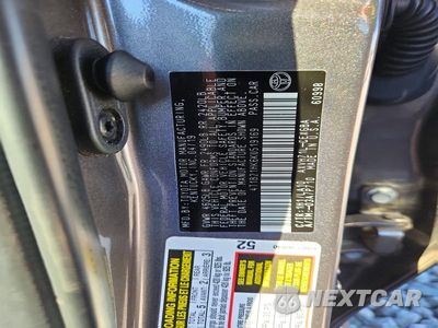 Zdjęcie 12 z 12 samochodu: 2019 TOYOTA CAMRY HYBRID XLE VIN:4T1B21HK6KU519169 - miniatura