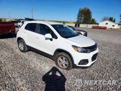 Czwarte zdjęcie samochodu z boku: 2017 CHEVROLET TRAX LS VIN:3GNCJNSB1HL278742 - miniatura