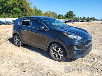 Czwarte zdjęcie samochodu z boku: 2022 KIA SPORTAGE LX VIN:KNDPM3AC6N7960354 - miniatura