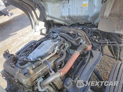 Zdjęcie 12 z 13 samochodu: 2024 CHEVROLET 5500XD BOX TRUCK VIN:JALEEW16XR7306977 - miniatura