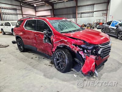 Czwarte zdjęcie samochodu z boku: 2020 CHEVROLET TRAVERSE LT VIN:1GNERHKW1LJ252969 - miniatura