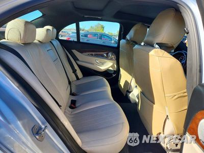 Zdjęcie 10 z 12 samochodu: 2017 MERCEDES-BENZ E 300 4MATIC VIN:WDDZF4KBXHA110271 - miniatura