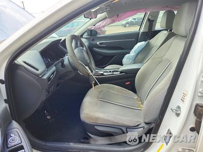 Zdjęcie 7 z 13 samochodu: 2021 HYUNDAI SONATA SE VIN:5NPEG4JA1MH077131 - miniatura