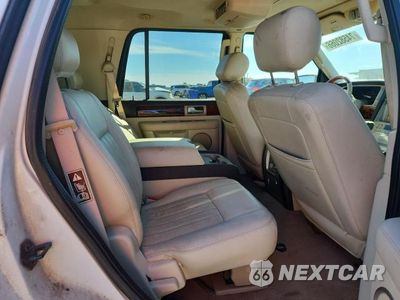 Zdjęcie 11 z 13 samochodu: 2003 LINCOLN NAVIGATOR VIN:5LMFU27R53LJ47165 - miniatura