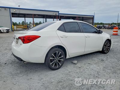 Trzecie zdjęcie samochodu z tyłu: 2017 TOYOTA COROLLA SE VIN:5YFBURHE7HP698805 - miniatura