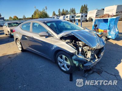 Czwarte zdjęcie samochodu z boku: 2013 HYUNDAI ELANTRA GLS VIN:5NPDH4AEXDH378511 - miniatura