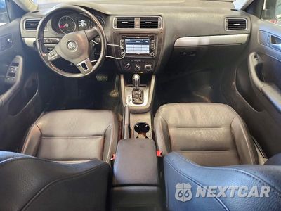 Zdjęcie 8 z 12 samochodu: 2013 VOLKSWAGEN JETTA SE VIN:3VWDX7AJ2DM245752 - miniatura