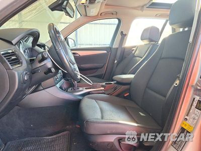 Zdjęcie 7 z 12 samochodu: 2013 BMW X1 SDRIVE28I VIN:WBAVM1C53DVW45352 - miniatura