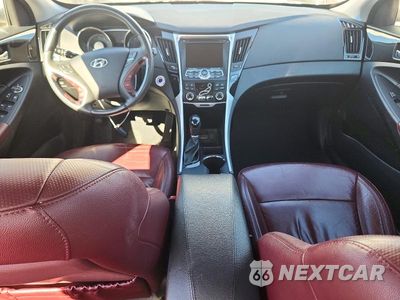 Zdjęcie 8 z 12 samochodu: 2013 HYUNDAI SONATA LIMITED VIN:5NPEC4AC1DH548109 - miniatura