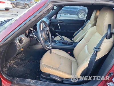 Zdjęcie 7 z 12 samochodu: 2010 MAZDA MX-5 MIATA VIN:JM1NC2EF7A0209520 - miniatura