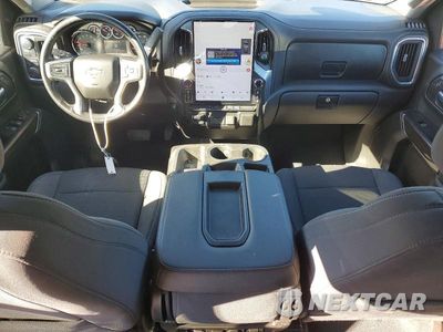 Zdjęcie 8 z 12 samochodu: 2020 CHEVROLET SILVERADO K1500 LT VIN:3GCUYDED2LG428035 - miniatura