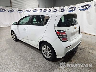 Drugie zdjęcie samochodu z przodu: 2020 CHEVROLET SONIC VIN:1G1JG6SB9L4139938 - miniatura