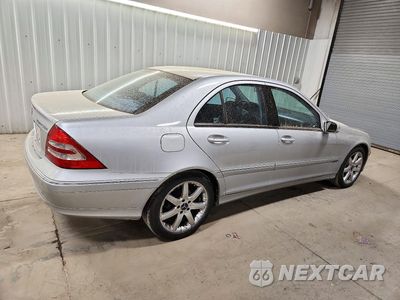 Trzecie zdjęcie samochodu z tyłu: 2003 MERCEDES-BENZ C 230K SPORT SEDAN VIN:WDBRF40J03F409993 - miniatura