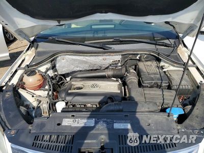 Zdjęcie 11 z 12 samochodu: 2011 VOLKSWAGEN TIGUAN S VIN:WVGBV7AX1BW557462 - miniatura