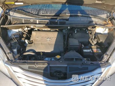 Zdjęcie 12 z 14 samochodu: 2016 TOYOTA SIENNA XLE 7-PASSENGER VIN:5TDDK3DC8GS135817 - miniatura