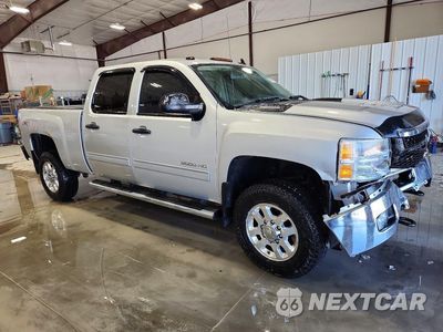 Czwarte zdjęcie samochodu z boku: 2012 CHEVROLET SILVERADO K2500 HEAVY DUTY LT VIN:1GC1KXCG7CF210600 - miniatura
