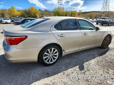 Trzecie zdjęcie samochodu z tyłu: 2011 LEXUS LS 460 VIN:JTHBL5EF4B5102576 - miniatura