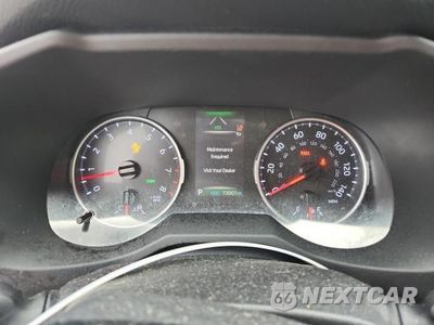 Zdjęcie 9 z 13 samochodu: 2020 TOYOTA RAV4 LE VIN:JTMK1RFV9LD052589 - miniatura
