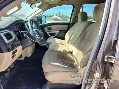 Zdjęcie 7 z 12 samochodu: 2017 NISSAN TITAN XD SV VIN:1N6BA1F30HN522118 - miniatura
